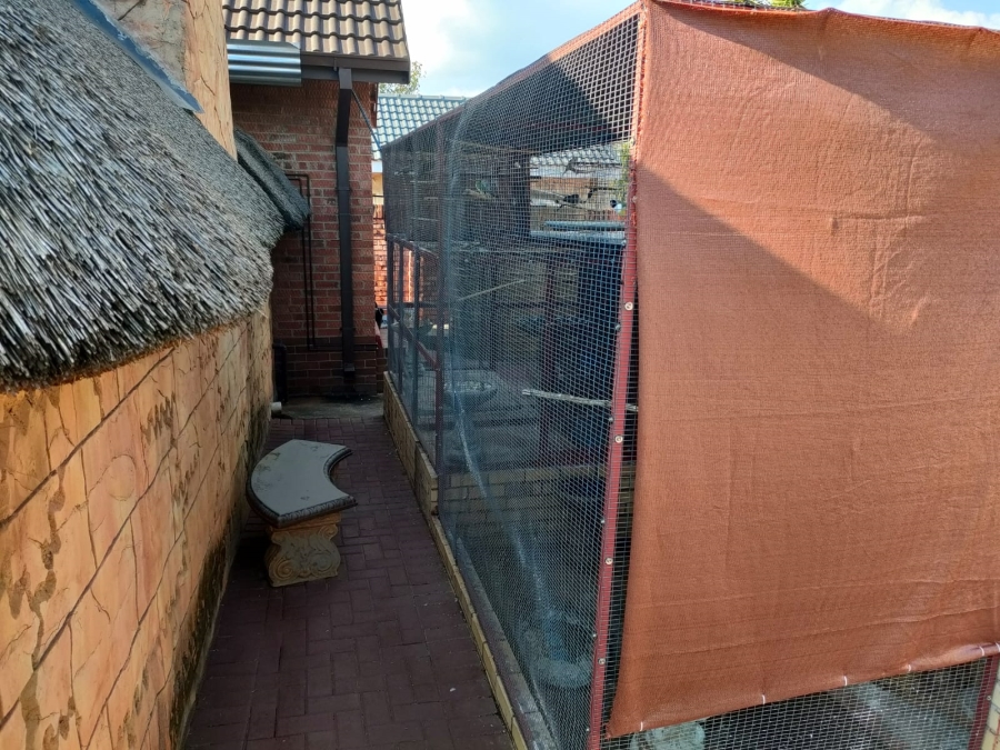 4 Bedroom Property for Sale in Monument Heights Northern Cape